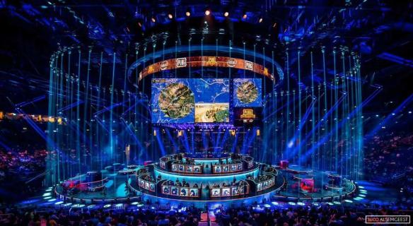 的惊艳亮相 的惊艳亮相